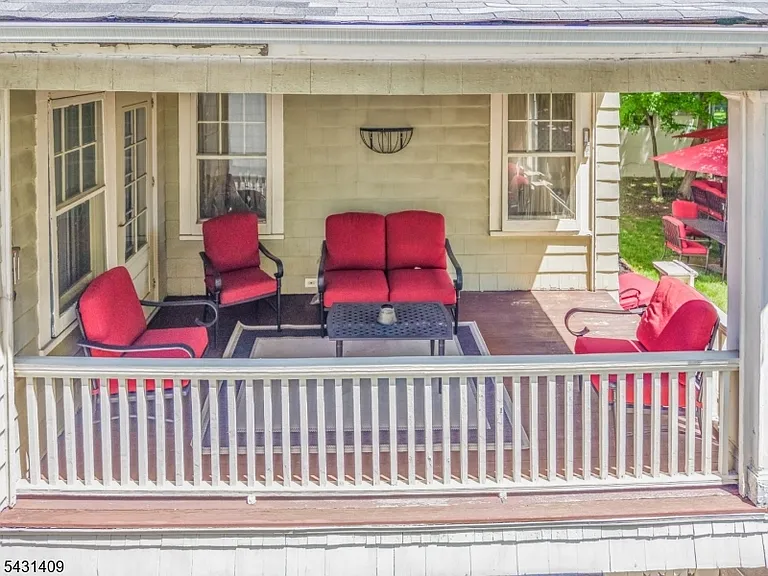 366 Gregory Ave — Photo 30