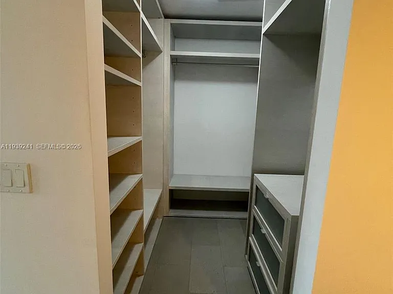88 SW 7th St #1608 — Photo 10