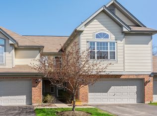 273 Manor Dr, Buffalo Grove, IL 60089
