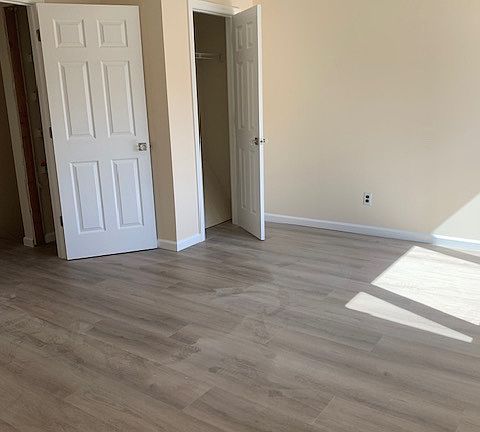 4th image of 697 Barlow Ave #1