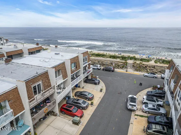 17 Sandpiper Lane, Sea Bright, NJ 07760