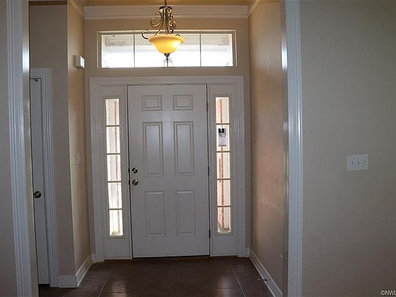 3rd image of 6025 Whitney Dr