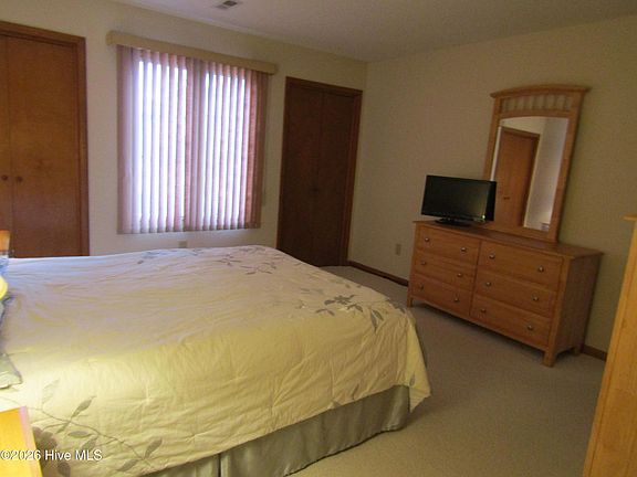 5th image of 111 Forecastle Court
