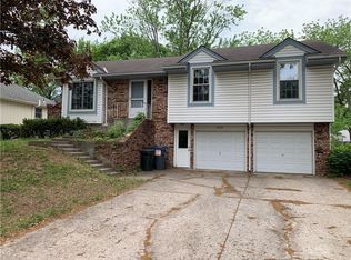 7628 N Park Ave, Gladstone, MO 64118