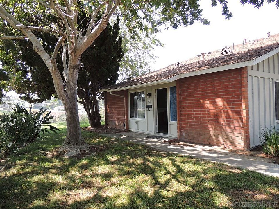 1st image of 7851 Camino Kiosco