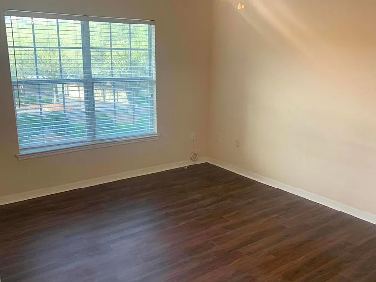 7800 Point Meadows Dr #731 — Photo 5