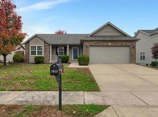 7013 Stoney Creek Dr, Edwardsville, IL 62025