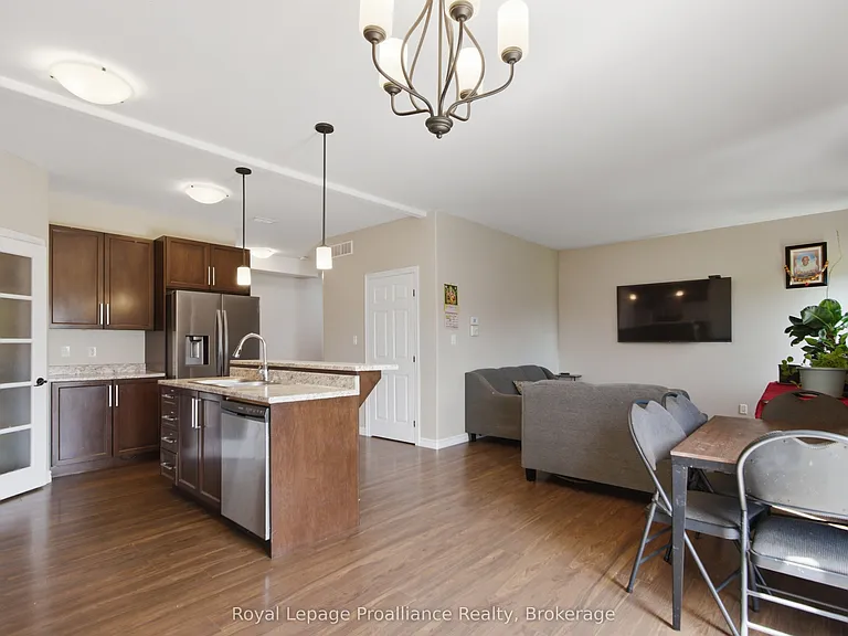 5 Cottonwood Dr — Photo 9