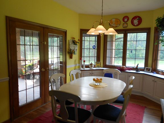 4th image of 605 W Alberts Dr