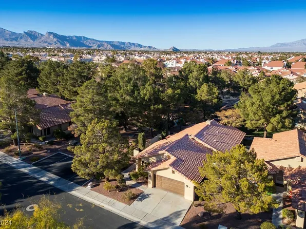7828 Canoe Ln, Las Vegas, NV 89145