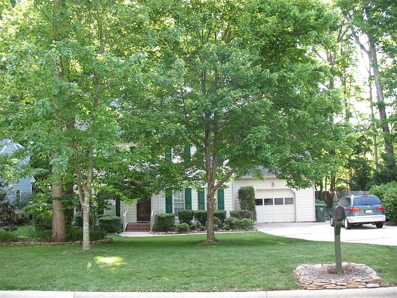 2nd image of 104 Dorchester Pines Ct