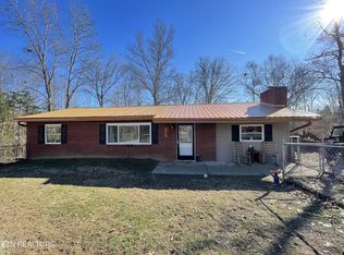 909 Topside Rd, Sevierville, TN 37862