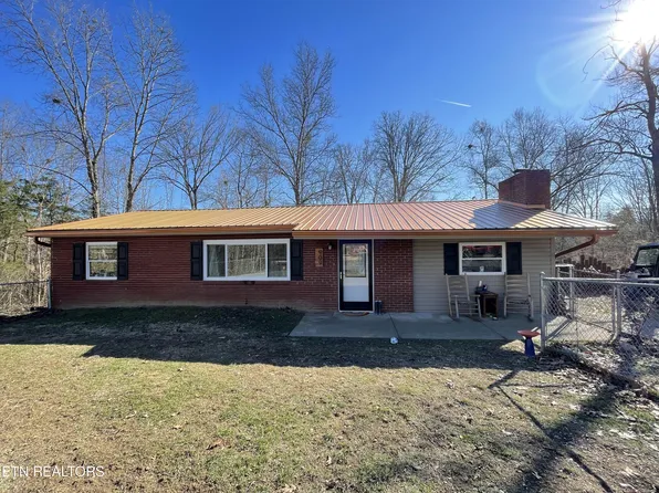 909 Topside Rd, Sevierville, TN 37862