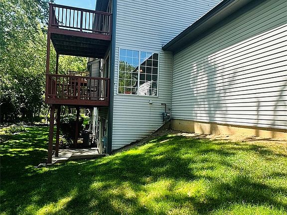 4th image of 597 Winwood Cir