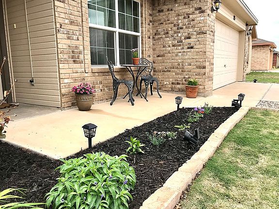 Front garden 