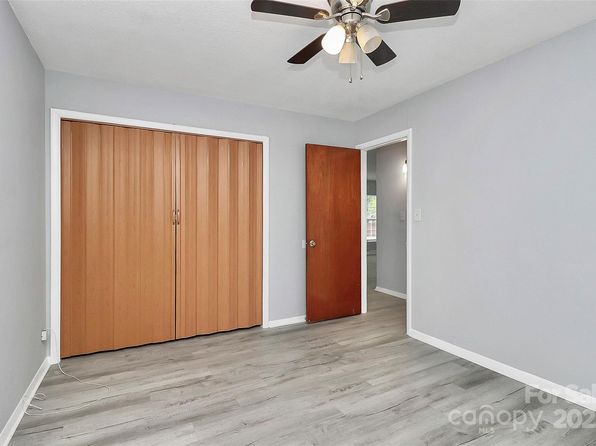 charlotte-north-carolina-299899443 picture