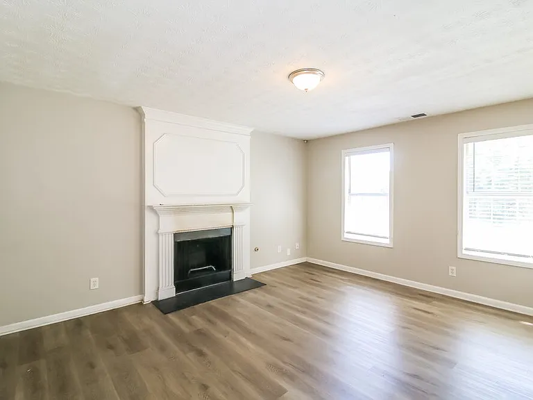 2141 Silva Ct — Photo 5