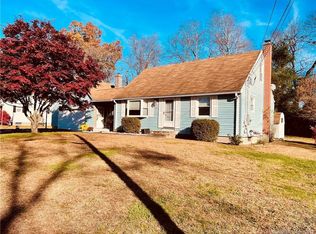 51 Standish St, Enfield, CT 06082