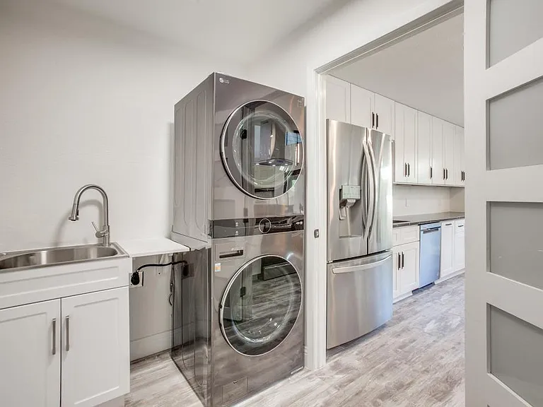 2156 Kessler Ct #27 — Photo 6