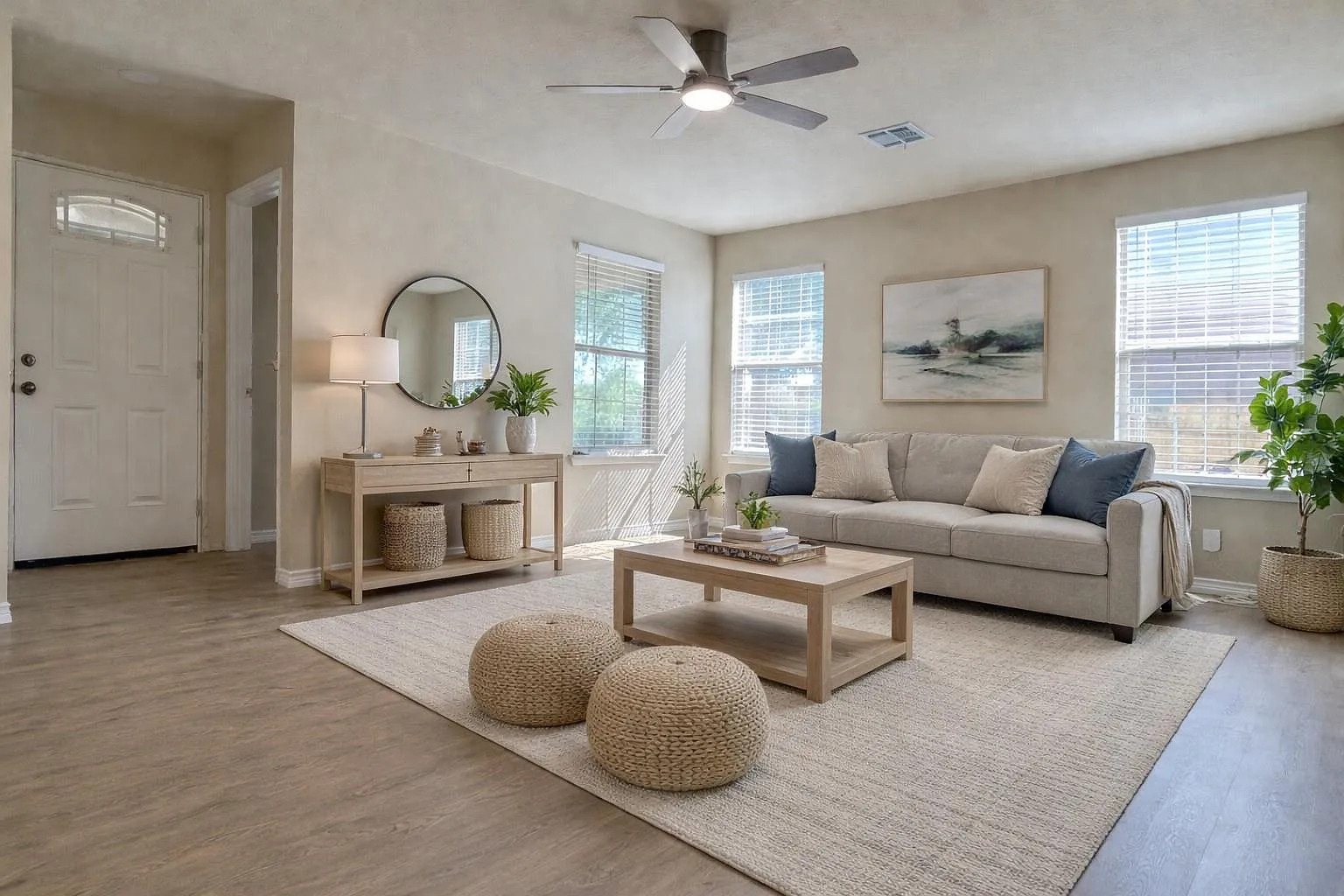 3 bed, 2.5 bath, 2019 sqft, $2,200 — Photo 1