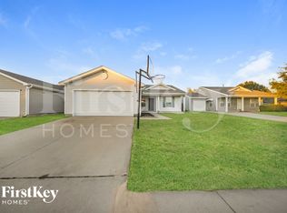 1009 SW 153rd St, Oklahoma City, OK 73170