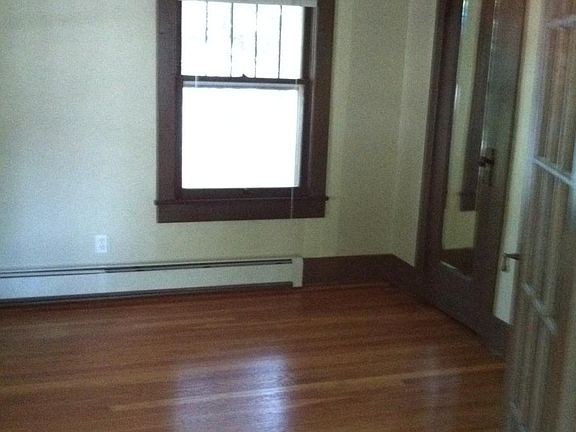 Front bedroom (bedroom #2)