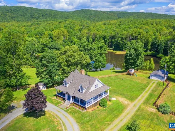 370 Piney Mountain Ln, Shipman, VA 22971