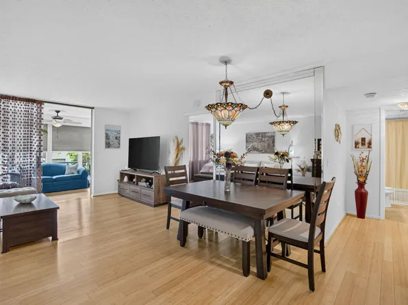 11 Willowbrook Lane #204, Delray Beach, FL 33446