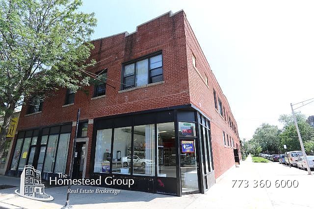 1st image of 3257 W Montrose Ave #2E