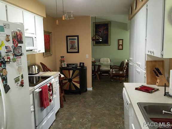 4th image of 3206 N Camomile Way