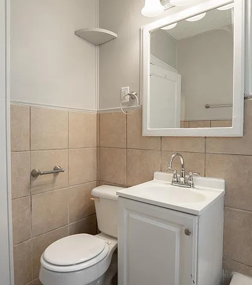 4020 Emerson Ave N — Photo 11