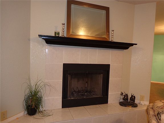 5th image of 1104 Coyote Ln