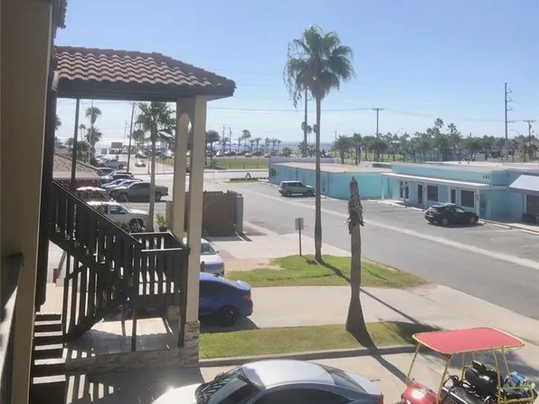 107 E Pike St, South Padre Island, TX 78597