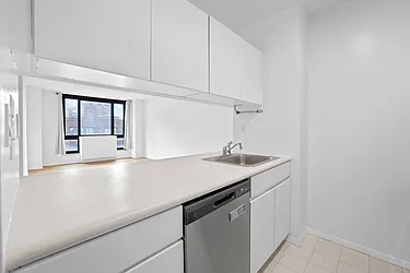 Rented by RELO REDAC INC.