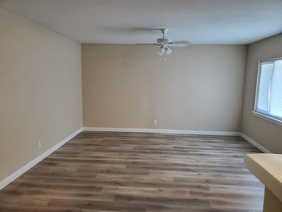 2nd image of 16107 Del Norte Dr
