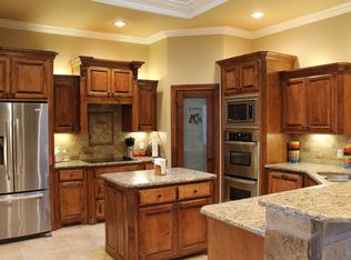 5604 Los Patios Dr, Midland, TX 79707