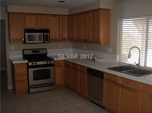 2nd image of 425 Everston Cir