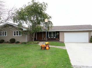 1513 State Route 121, Greenup, IL 62428