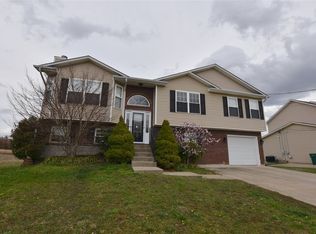 117 Portobello Rd, Radcliff, KY 40160