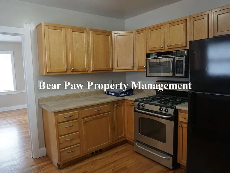 1390 Reed St — Photo 13