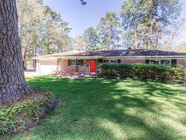 1st image of 414 Vine Dr