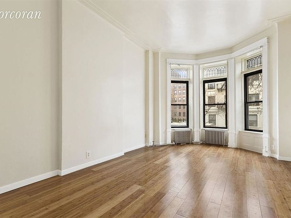 1st image of 70 Woodruff Ave #2