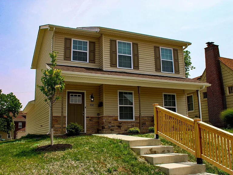 430 Ridgelawn Ave — Photo 36