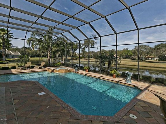 3rd image of 108 Muirfield Dr
