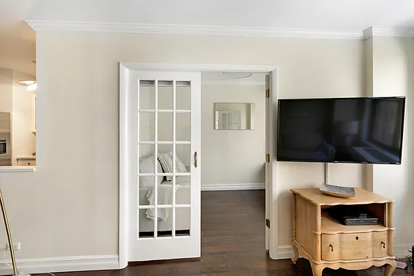 Sold by Compass | media 16