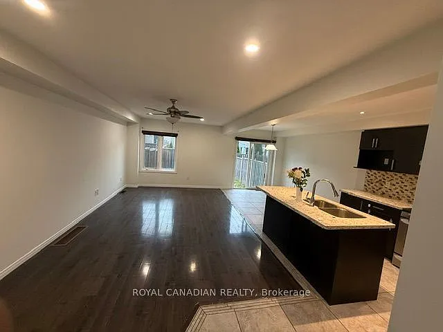 5 Trafalgar Dr — Photo 7