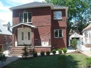 16035 27th Ave, Flushing, NY 11358