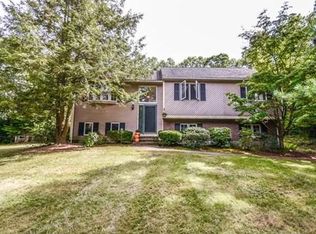 3 Great Pond Rd, Franklin, MA 02038