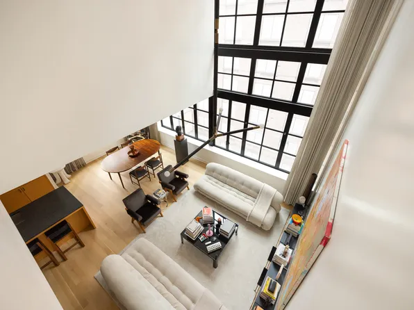 550 West 29th Street image 1 of 14