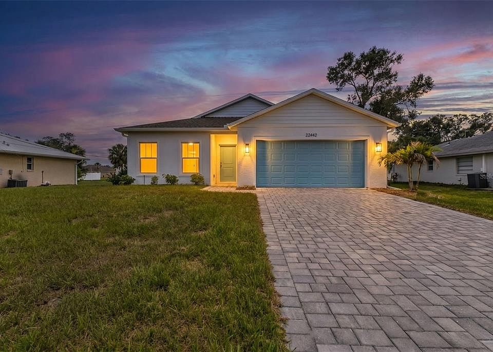 1st image of 22442 PEACHLAND BOULEVARD